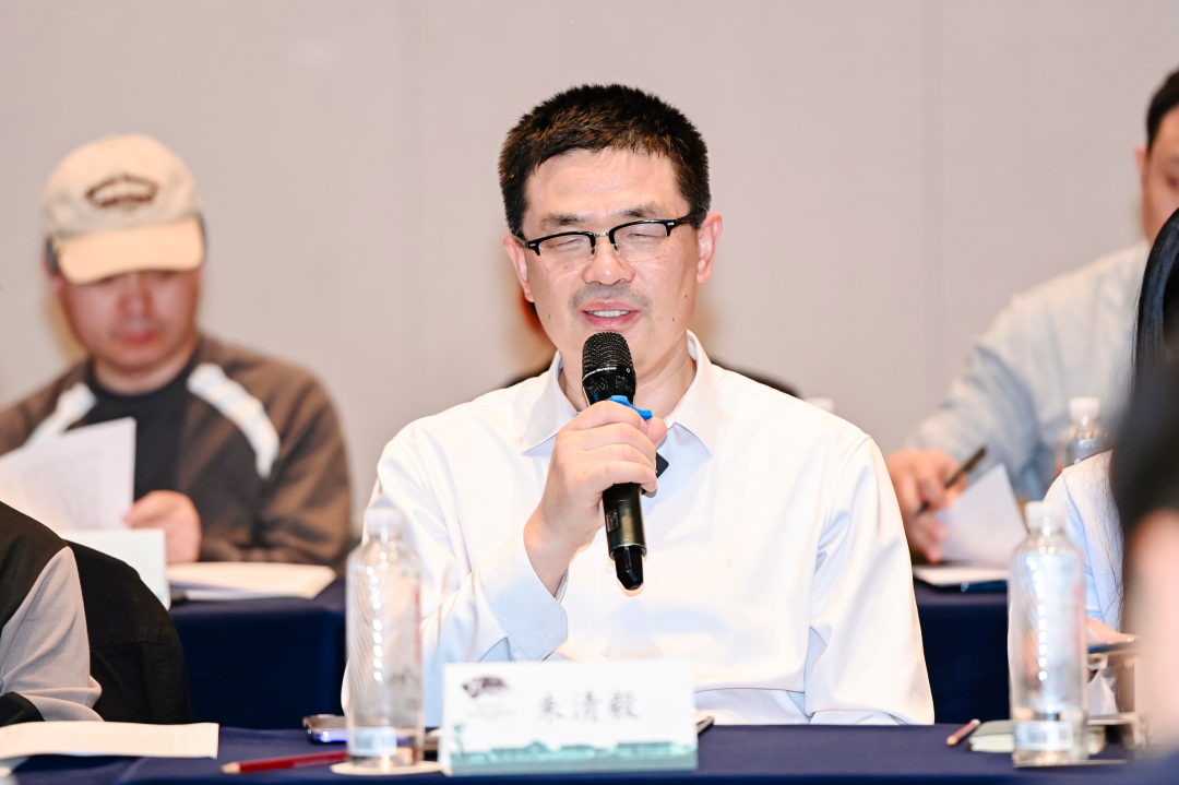 朱葛机器人CEO朱清毅受邀出席中国残疾人辅具创新座谈会封面图片